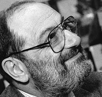 움베르토 에코 (Umberto Eco)움베르토 에코(1932년 1월 5일~2016년 2월 19일)는 이탈리아의 소설가, 철학자, 기호학자이자 중세학자로, 포스트모던 사유와 대중문화 비평을 연결한 대표적 지식인이다. 1980년 소설 《장미의 이름》으로 세계적 명성을 얻었으며, 기호학과 해석학 연구를 통해 현대 인문학에 깊은 영향을 남겼다.
